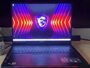 Msi Raider HX 18 Front